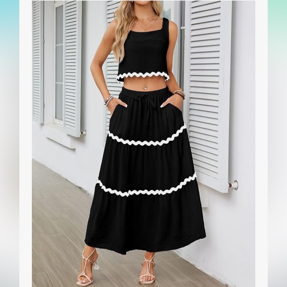 Elegant Black and White Dress Set